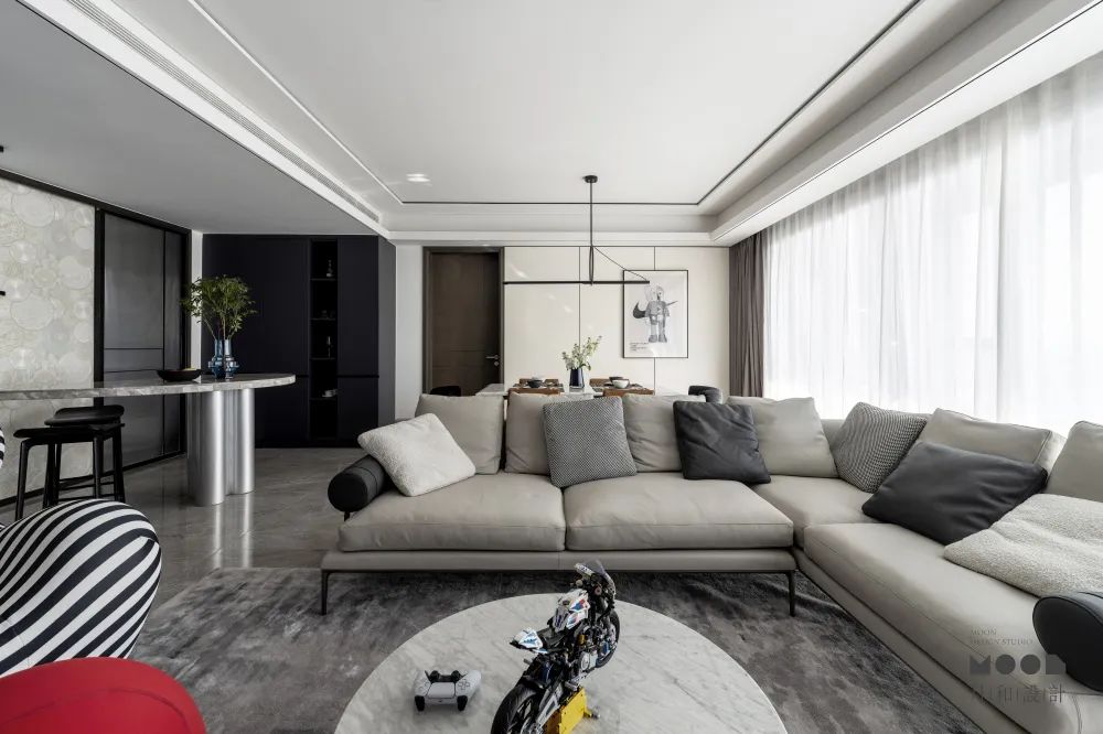 极简潮玩之家 · 95 后游戏编程设计师的自由空间丨月和设计-29