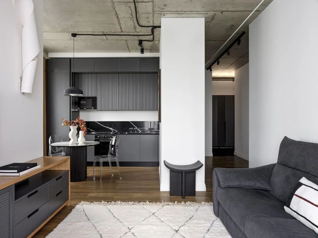 单身男人的 72㎡现代婚房丨Alice Basova-6