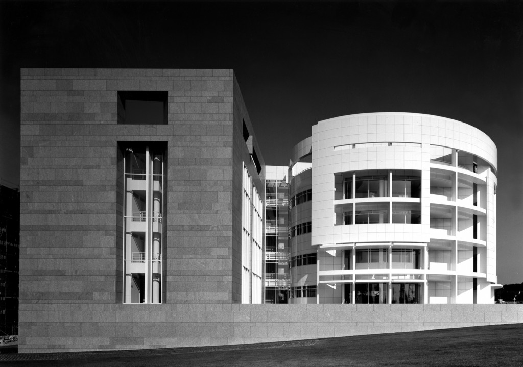 Hypolux Bank Building Richard Meier-1