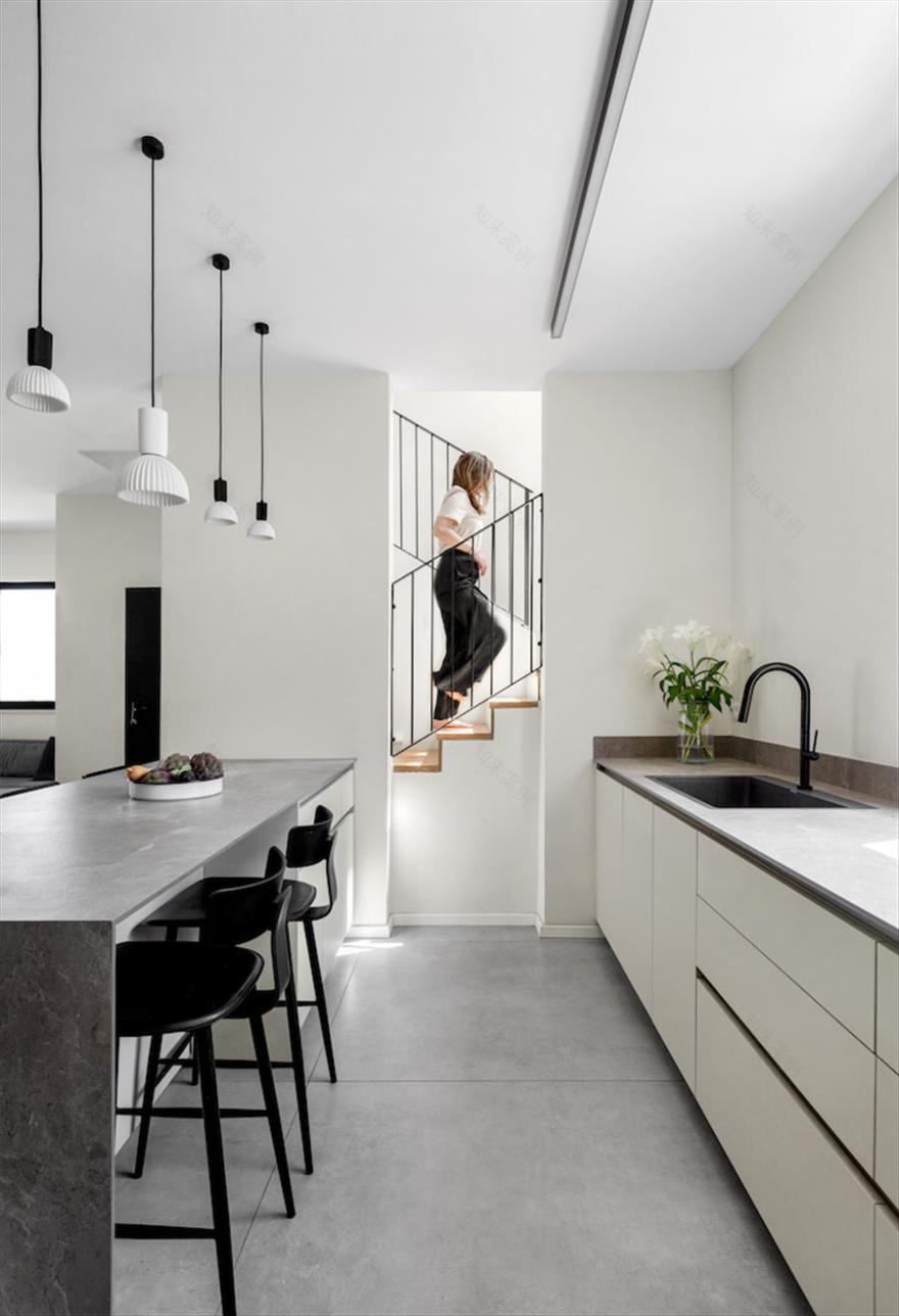 将建筑改造成住宅:基布兹私人住宅设计丨以色列丨home lifting工作室,维塔尔·弗里·施尔顿,米卡·阿尔特-23