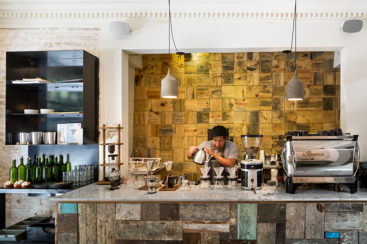 墨西哥城 20 世纪 20 年代建筑改造,打造艺术文学氛围餐厅-7