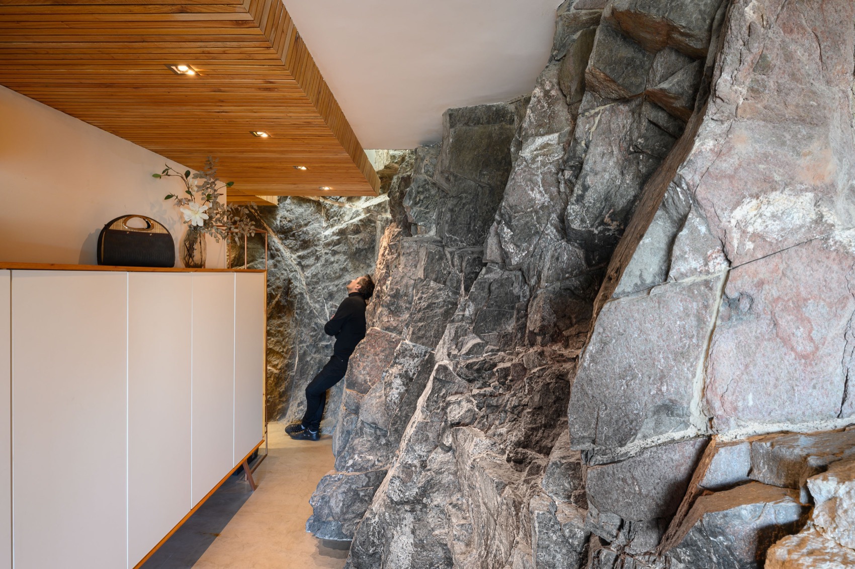 岩石中的住宅丨西班牙丨Arq. Christian Schlatter-35