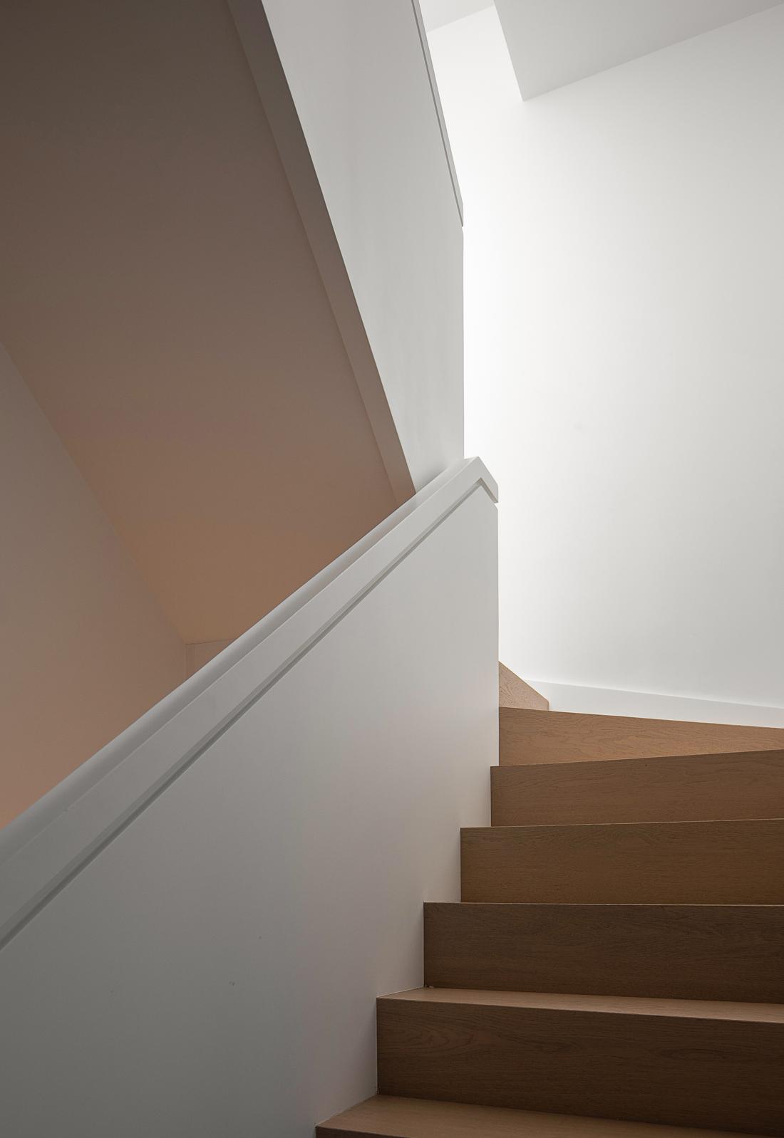 刘姥姥的家 · 极简压力真空地带的温馨设计-41