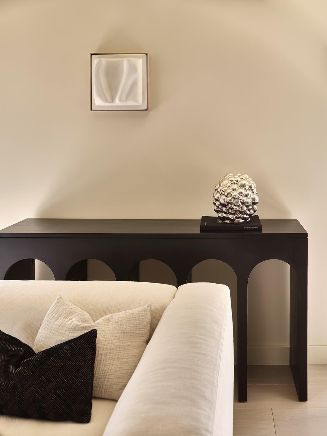 莫斯科色彩鲜艳的现代公寓丨俄罗斯莫斯科丨Well Done Interiors-22