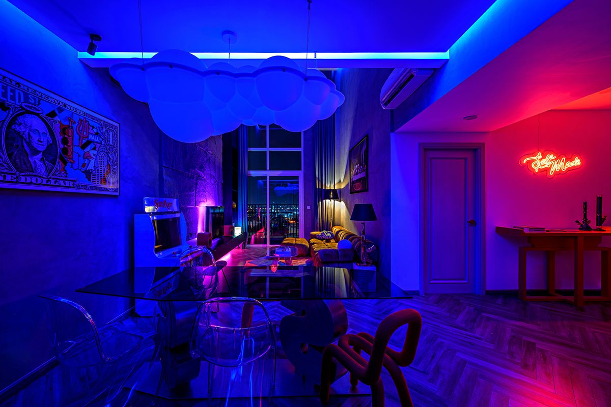 140m2 公寓蜕变为现代艺术家的独特空间-3