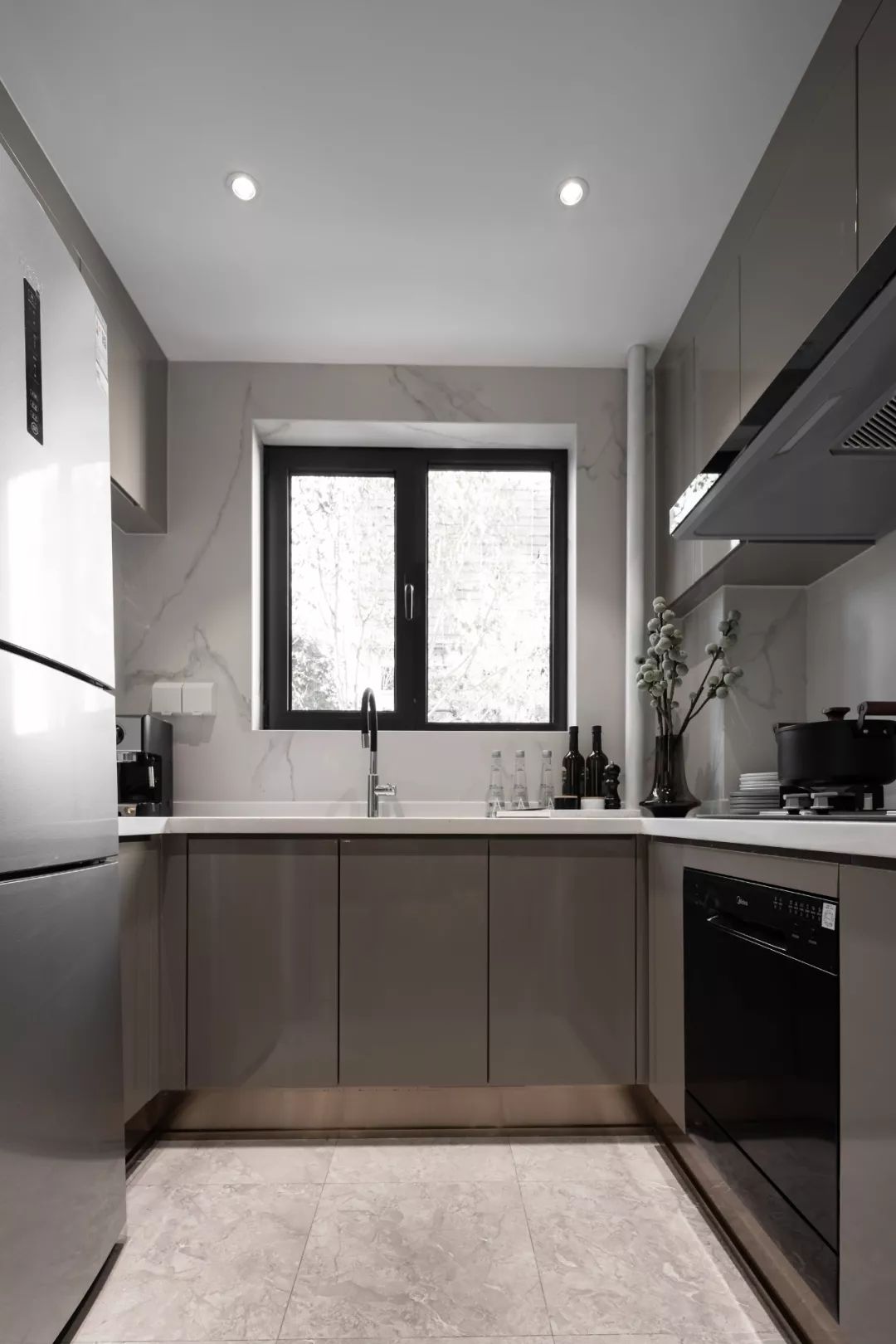 现代国际风演绎——中海云熙下跃设计-19