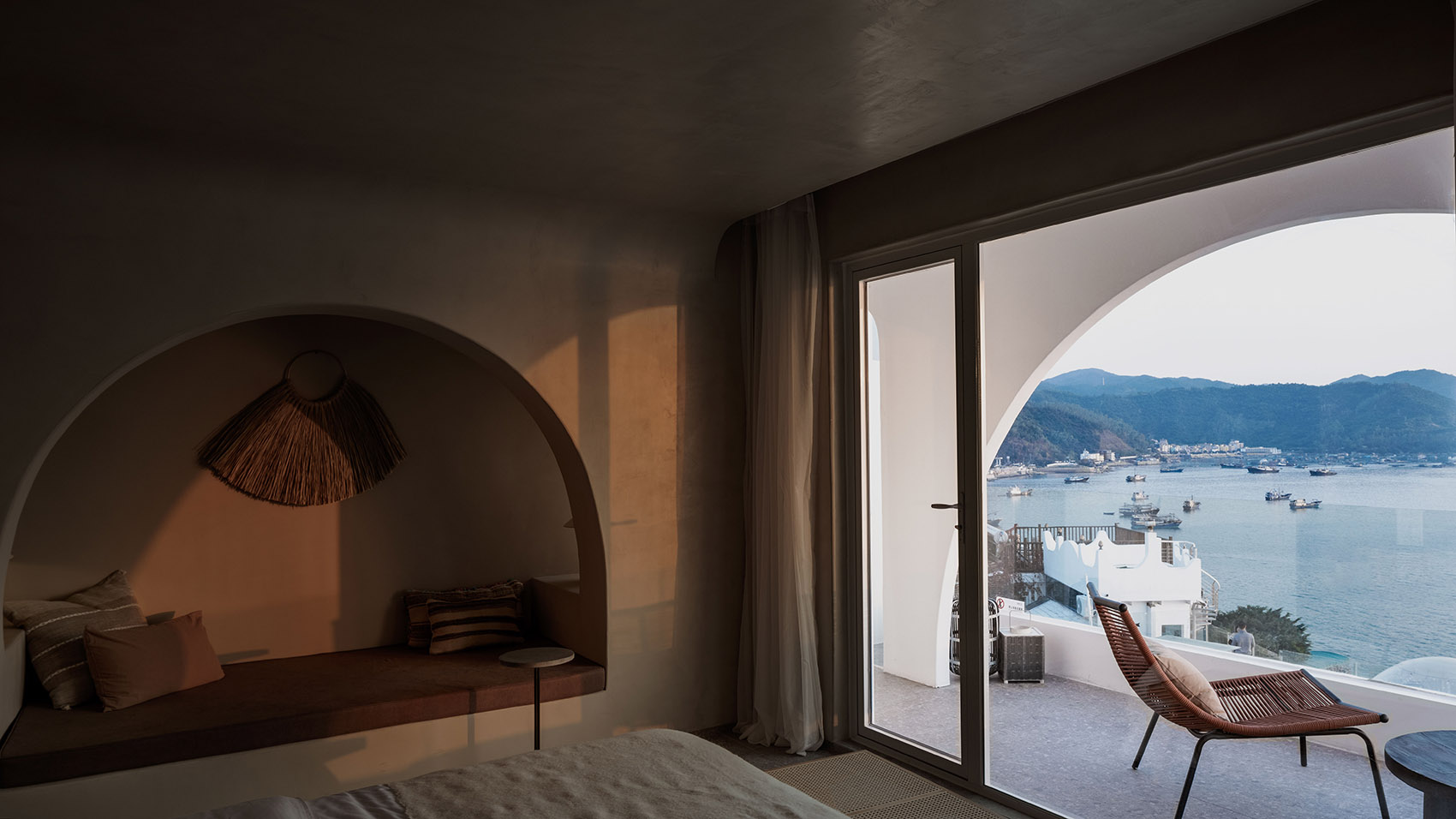 深圳蜜悦圣托里尼 VILLA 洞穴民宿丨中国深圳丨蜚声设计-7