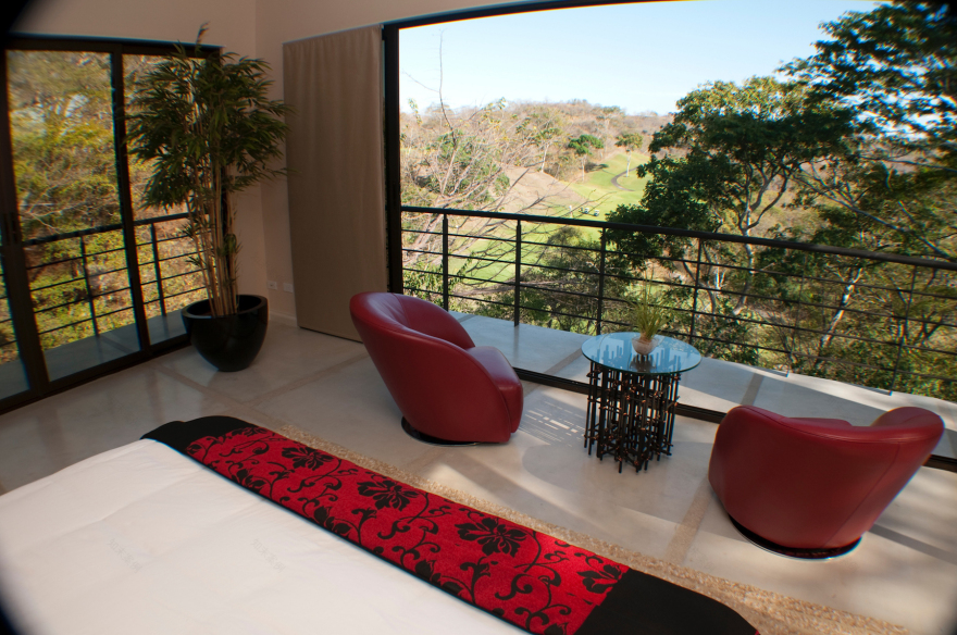 哥斯达黎加自然风光中的现代树屋-26