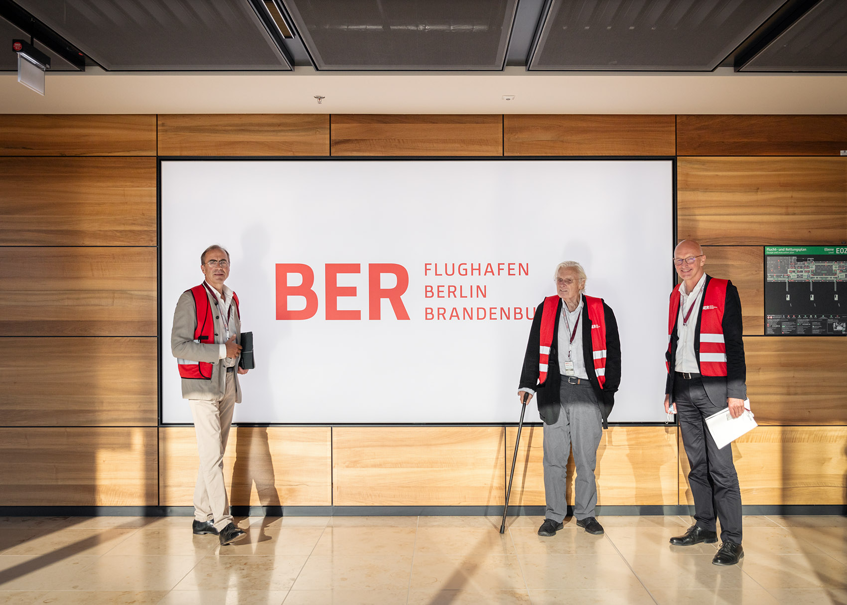 蓄势待发 首航展翅:柏林-勃兰登堡机场正式投入运营 / gmp-82