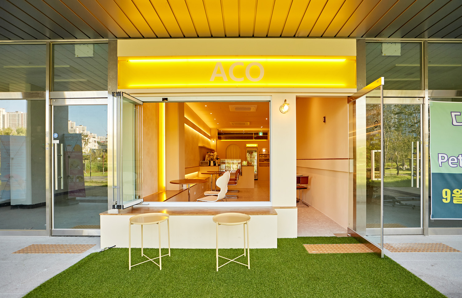 韩咖啡店设计 | 照明点亮 14 平空间-3