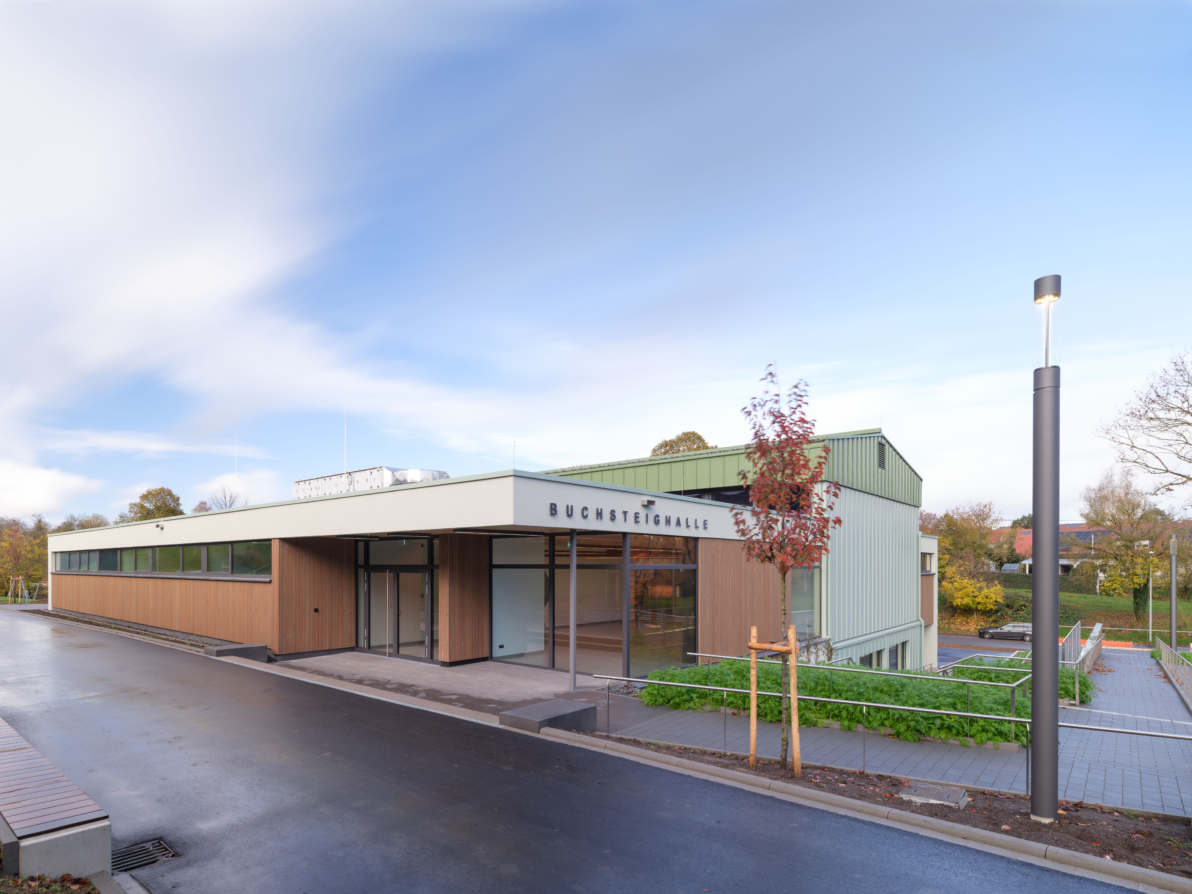  Buchsteighalle mit neuem Feuerwehrhaus in Eutingen-Weitingen - buerohauser-19