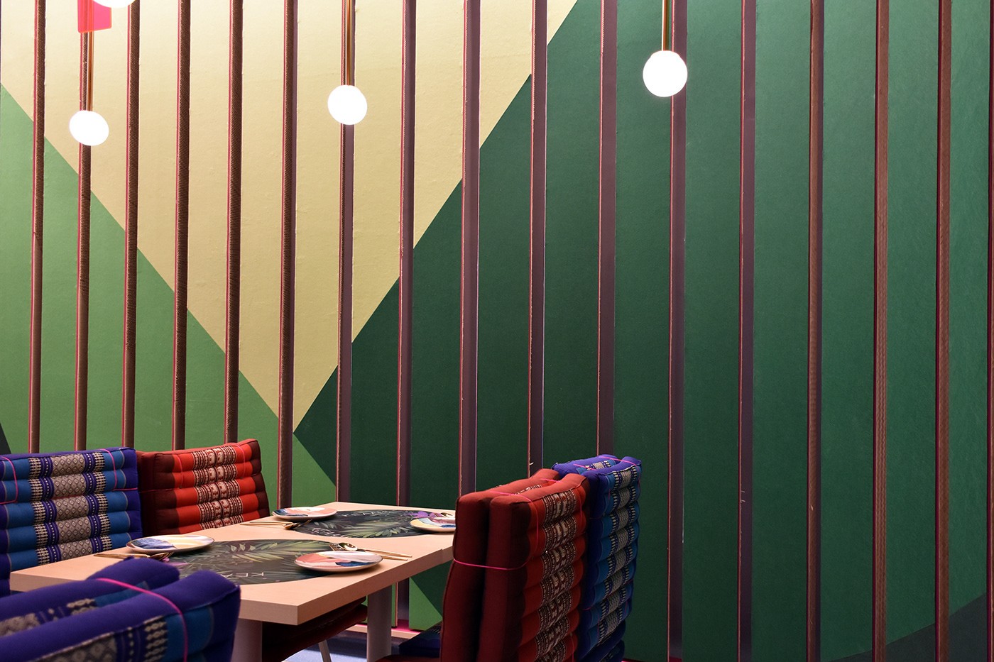 俏皮年轻的氛围，北京KEAAMI泰式餐厅  头条计画-14