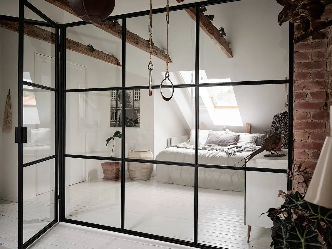 1926 年历史建筑中的温暖城市家园-1