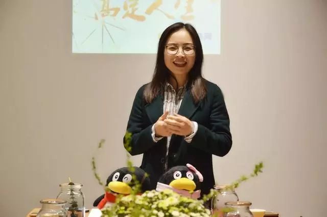 河北建筑装饰业协会举办“致我们的高定人生”女神季沙龙-42