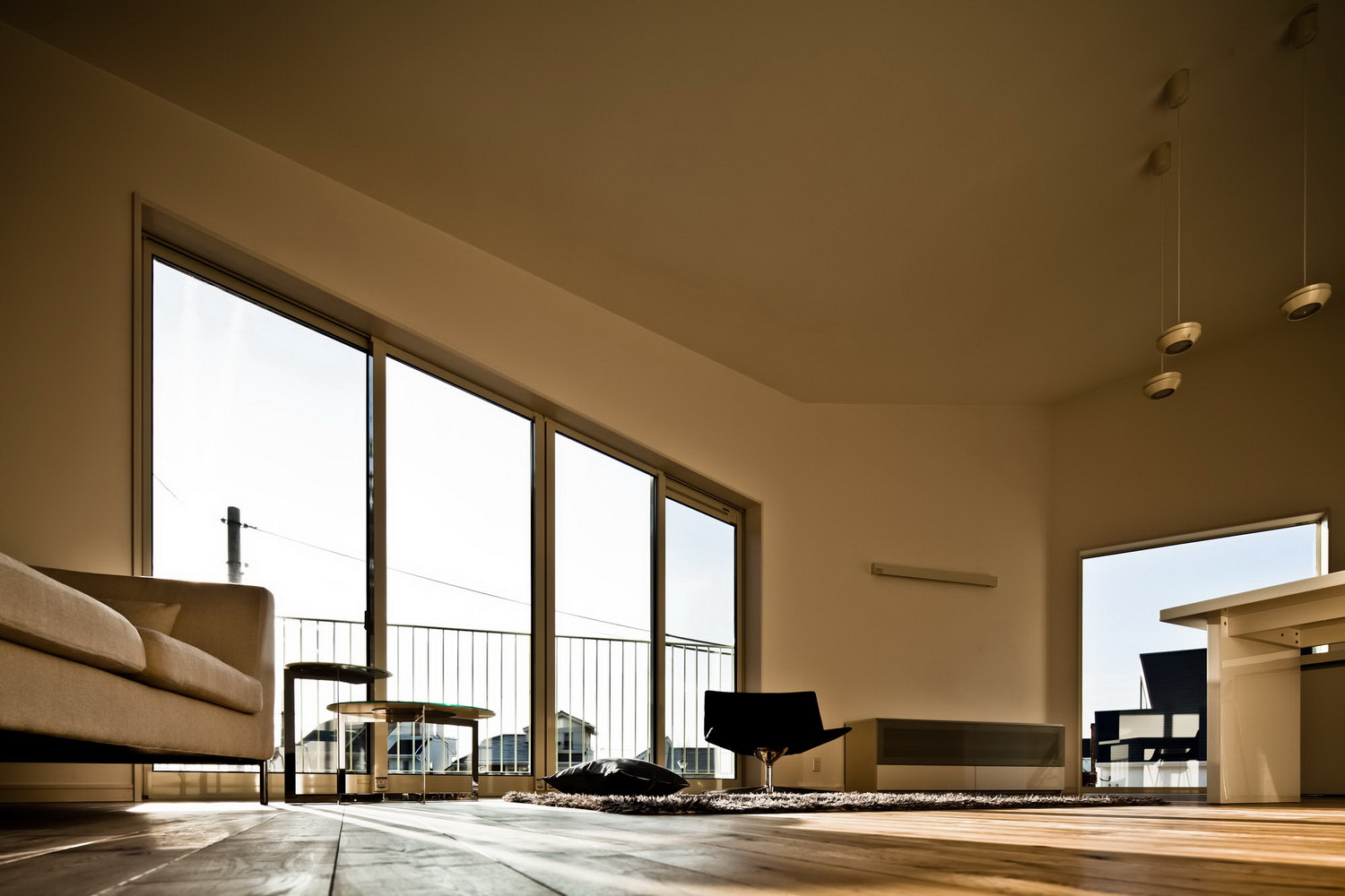 日本宝冢 Nomura24 别墅——白色木质结构与多边形空间之美-17