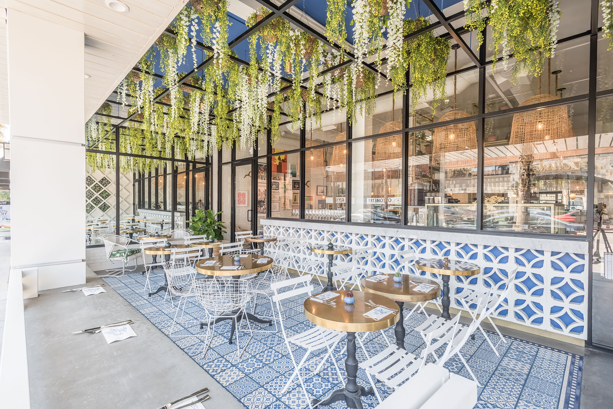 海滨圣塔莫尼卡的"未完成"俱乐部餐厅-6