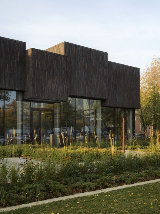 MR Group 莫斯科展示厅-9