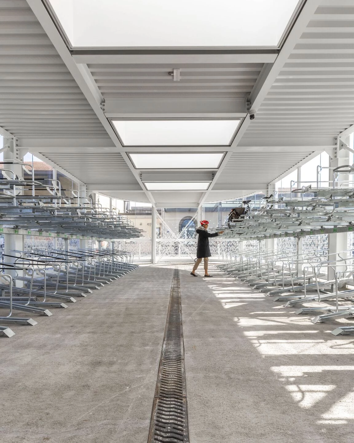 贝加莫发光自行车站丨意大利贝加莫丨STUDIO CAPITANIO ARCHITETTI-51