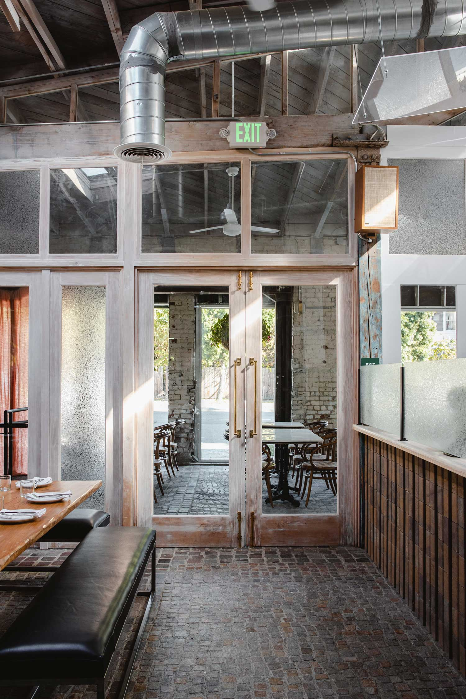 RÁ ARTISAN PIZZA RESTAURANT 餐厅 / Red Deer-34