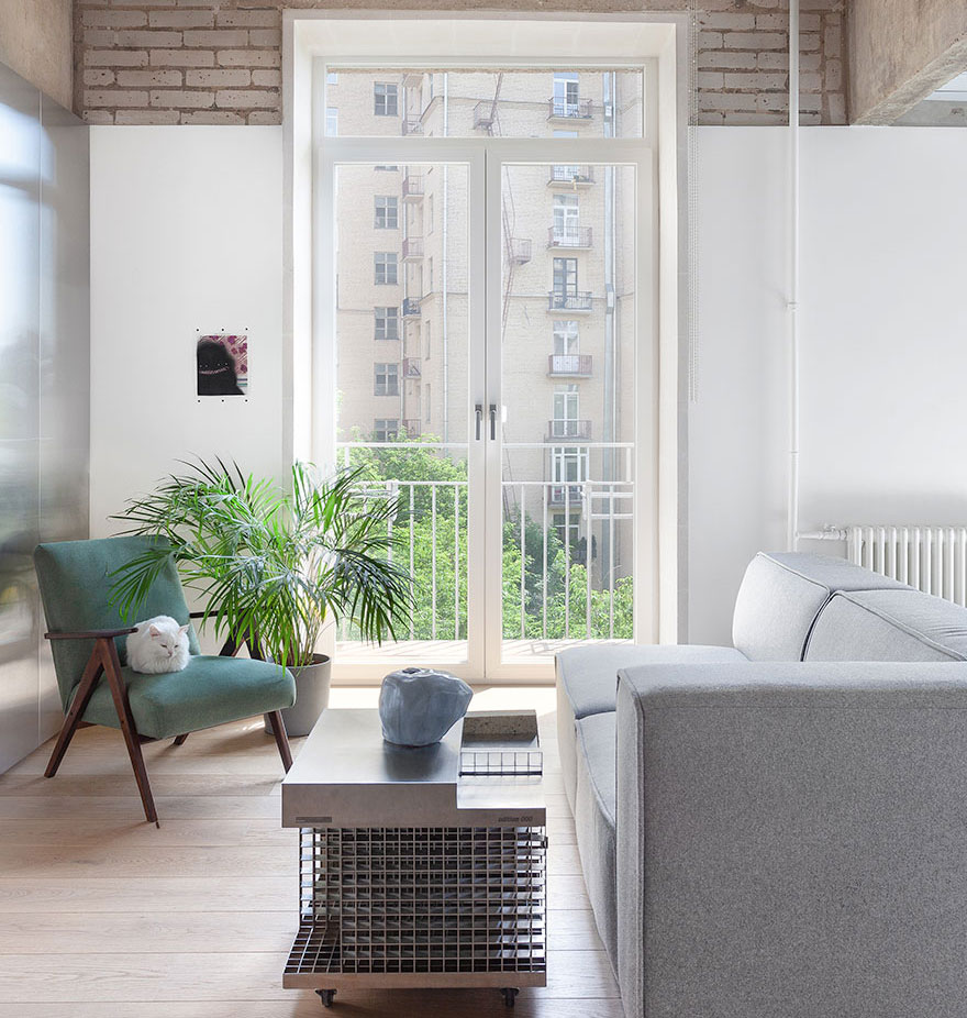 莫斯科 50 平米摄影工作室公寓，工业风中见温馨-1