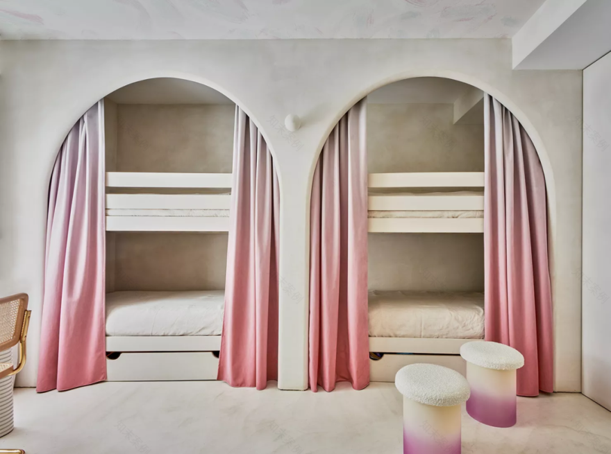 海浪之家 · Patricia Bustos 的多彩室内设计-27