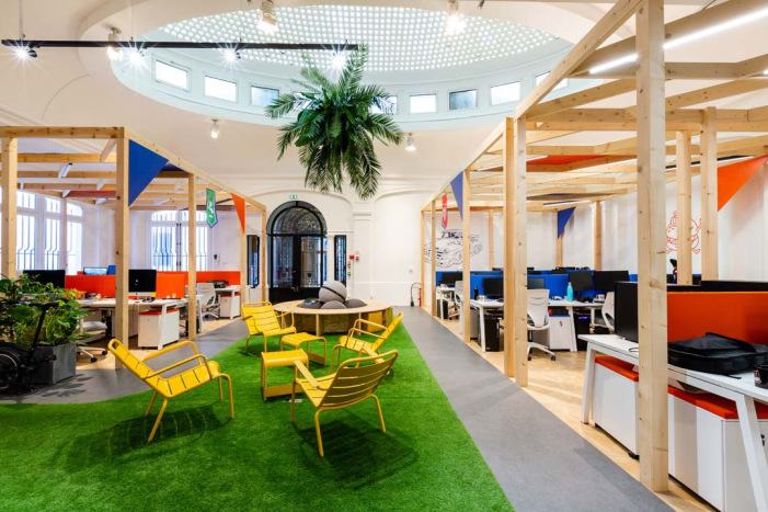 创意无限,游戏公司的趣味办公空间-11