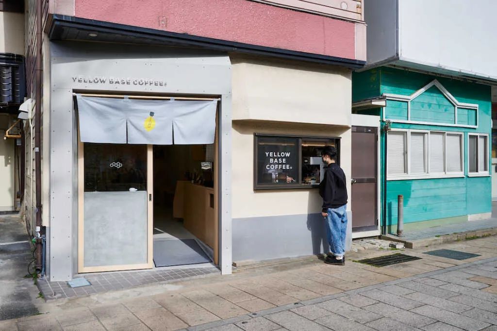 YELLOW BASE COFFEE 概念咖啡店设计丨日本长崎丨スタジオモブ-17