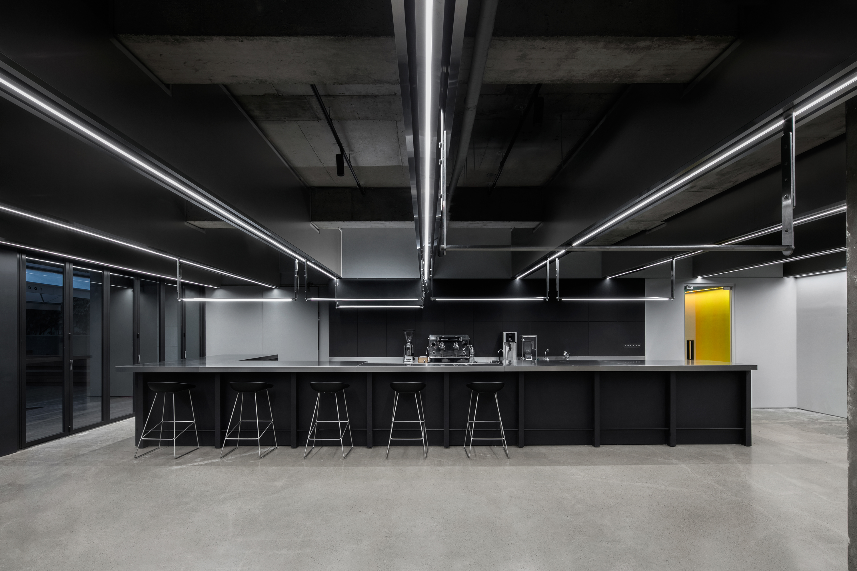 韩国 | UNTITLEDOT | 服装店 | 2017 | WGNB-6