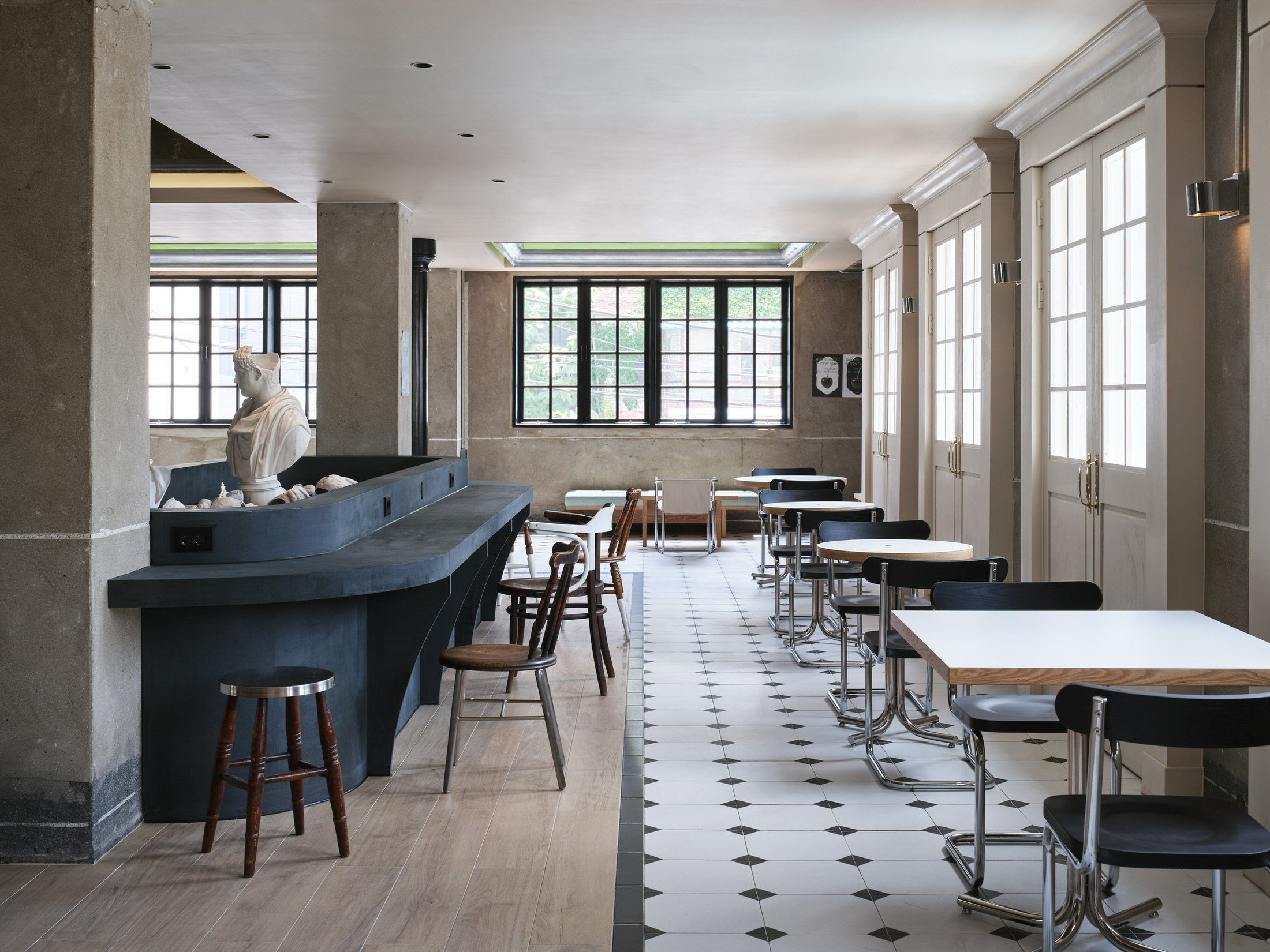 首尔欧式咖啡馆丨韩国首尔丨釜山 Design by 83-12