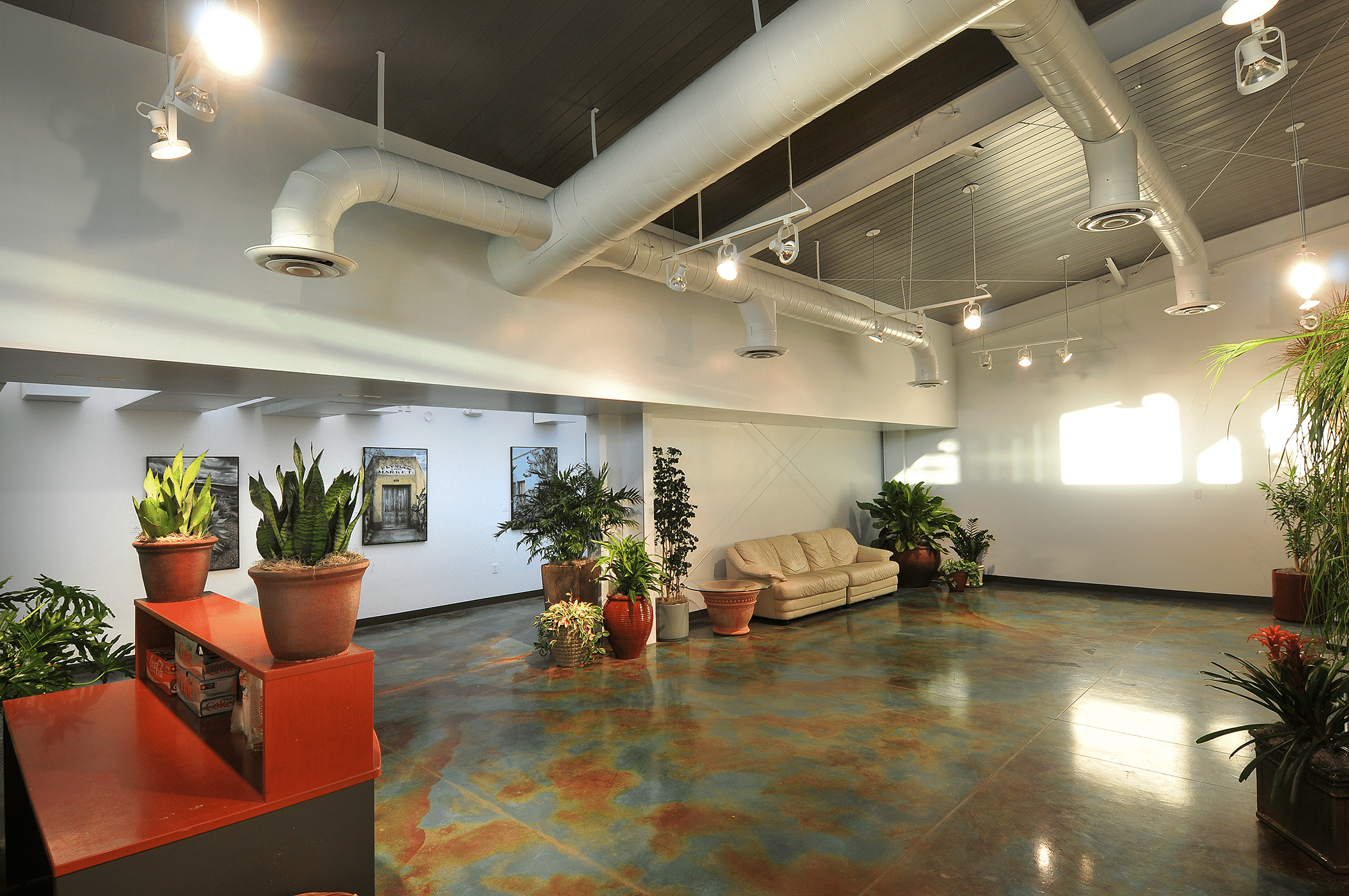 Living Interiors总部大楼丨美国图森丨Seaver Franks Architects,AIA-13