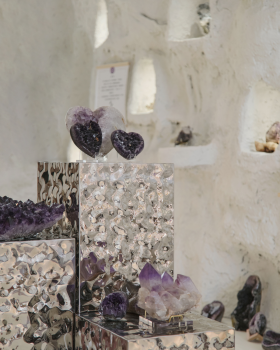 「岩壁不语,光影作答」藥·水晶矿石空间设计丨中国南京丨L.A.B DESIGN（澜本）