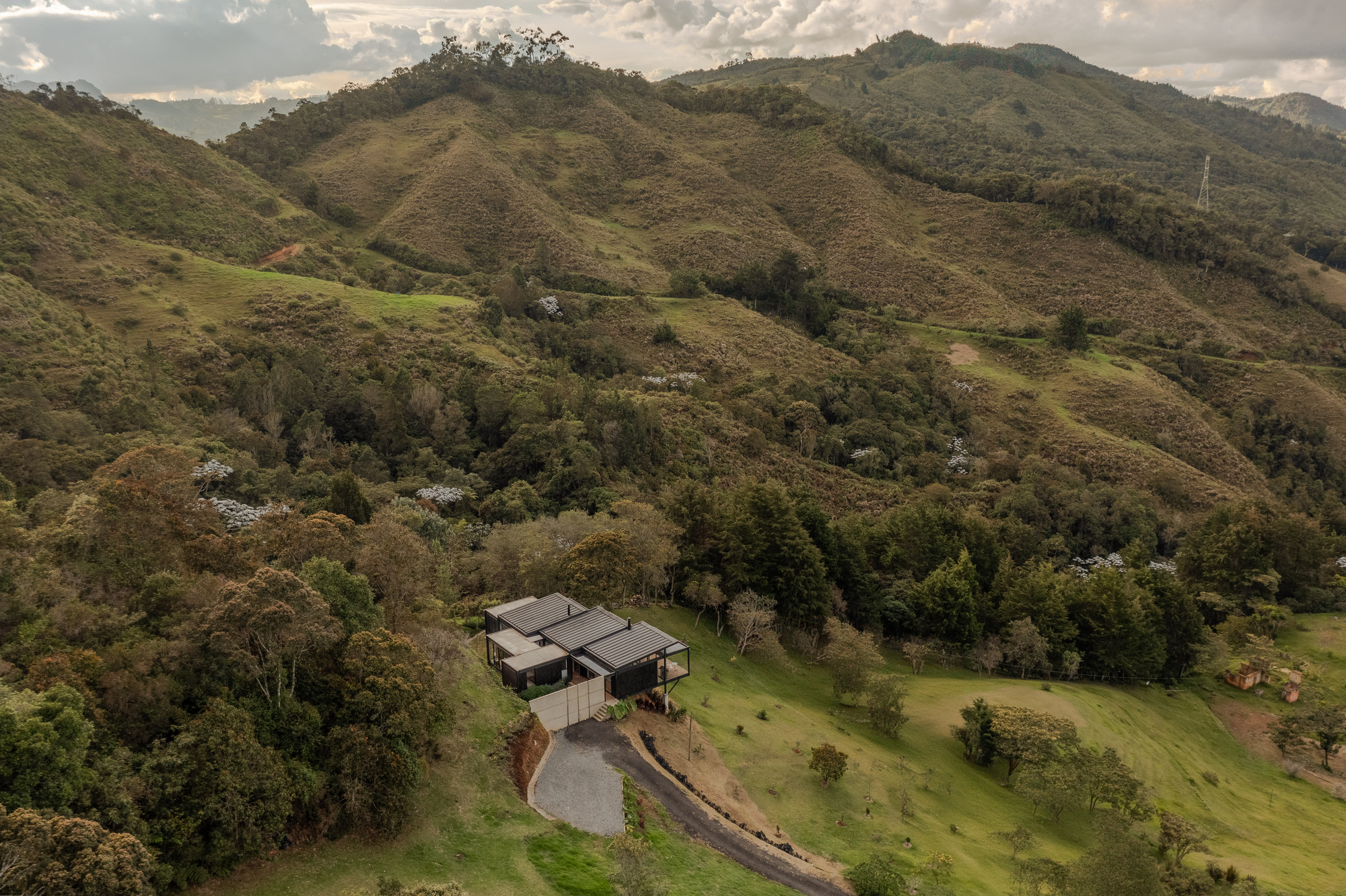月亮屋丨哥伦比亚丨Green Mecano-10