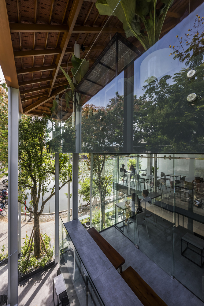 越南传统与现代交融的 O2 咖啡馆-43