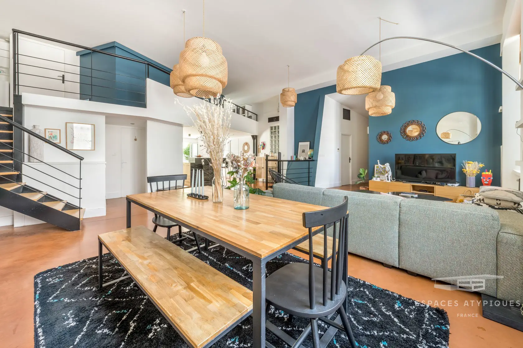 阳光绿意 | 前里昂邮局阁楼翻新设计-4