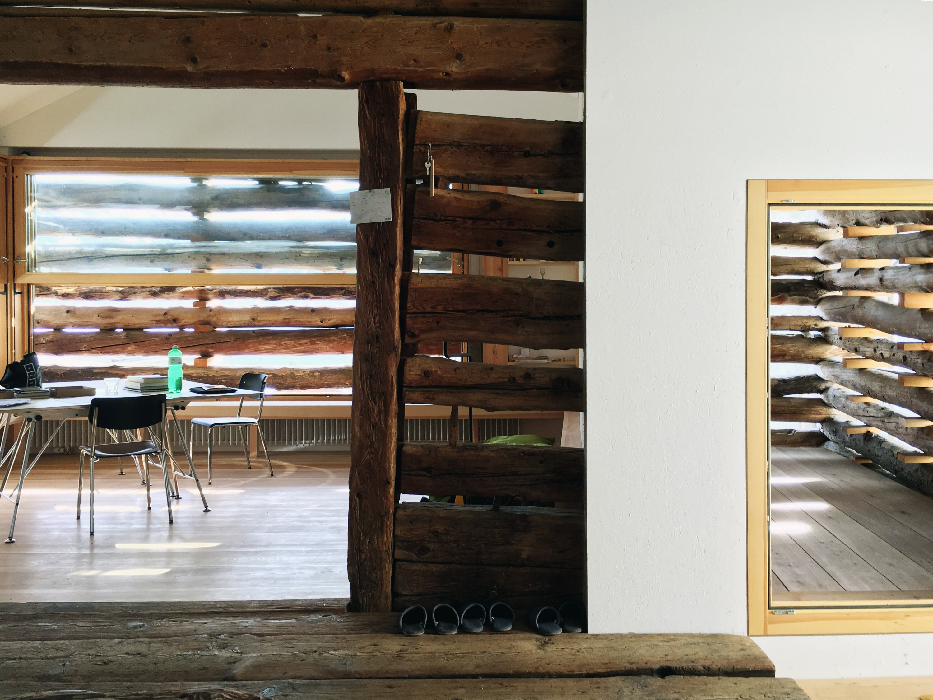 瑞士木质谷仓的蜕变 · 农村建筑的现代复兴-16