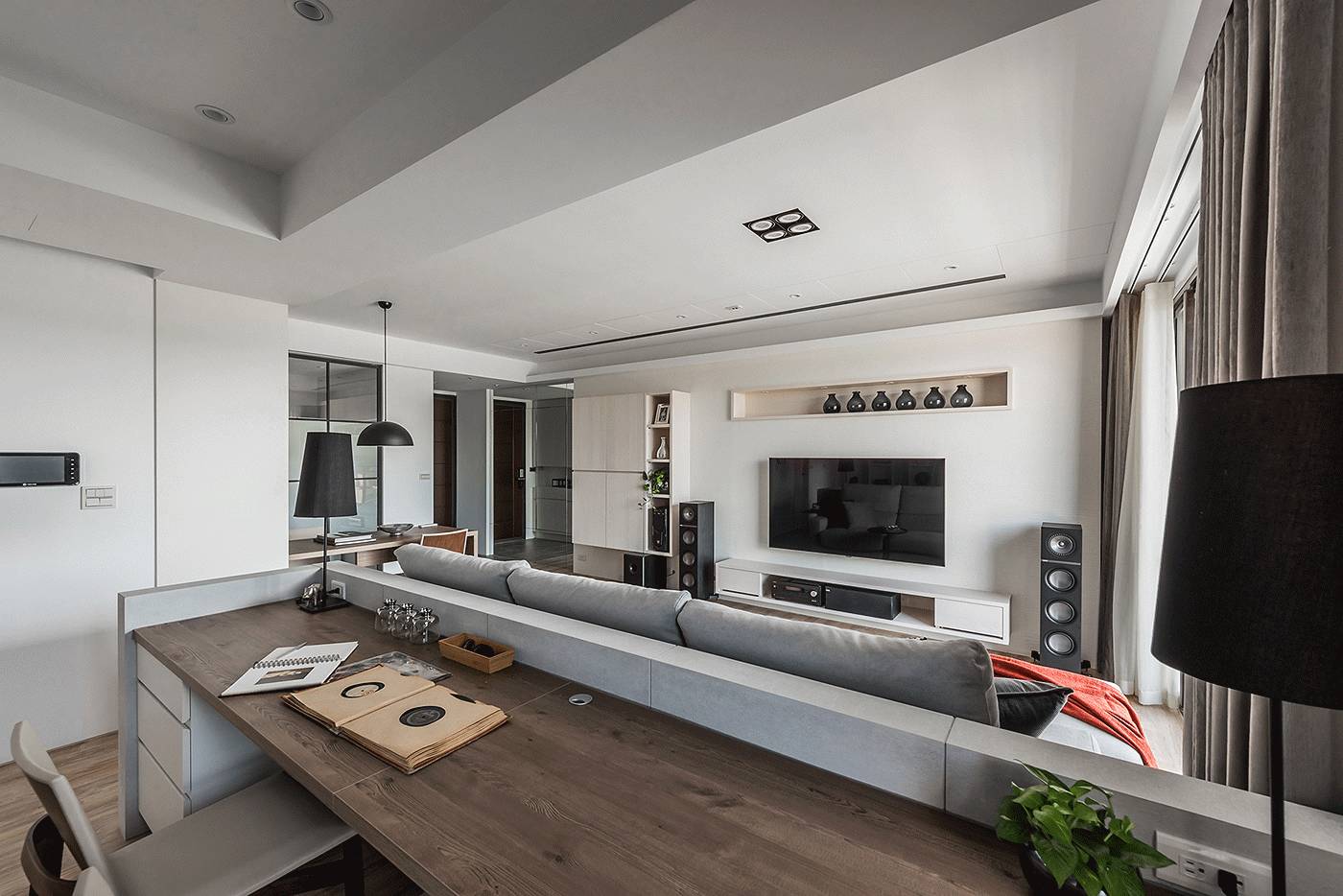 台式简约风住宅设计 生活品位的精致展演-12