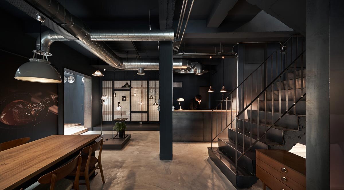 曲徑深處流淌的曖曖微光，宛如博物館的光之藝術：英國燈飾品牌Original BTC 落腳飄散桂花香的台中老宅 — Hey!Cheese-6