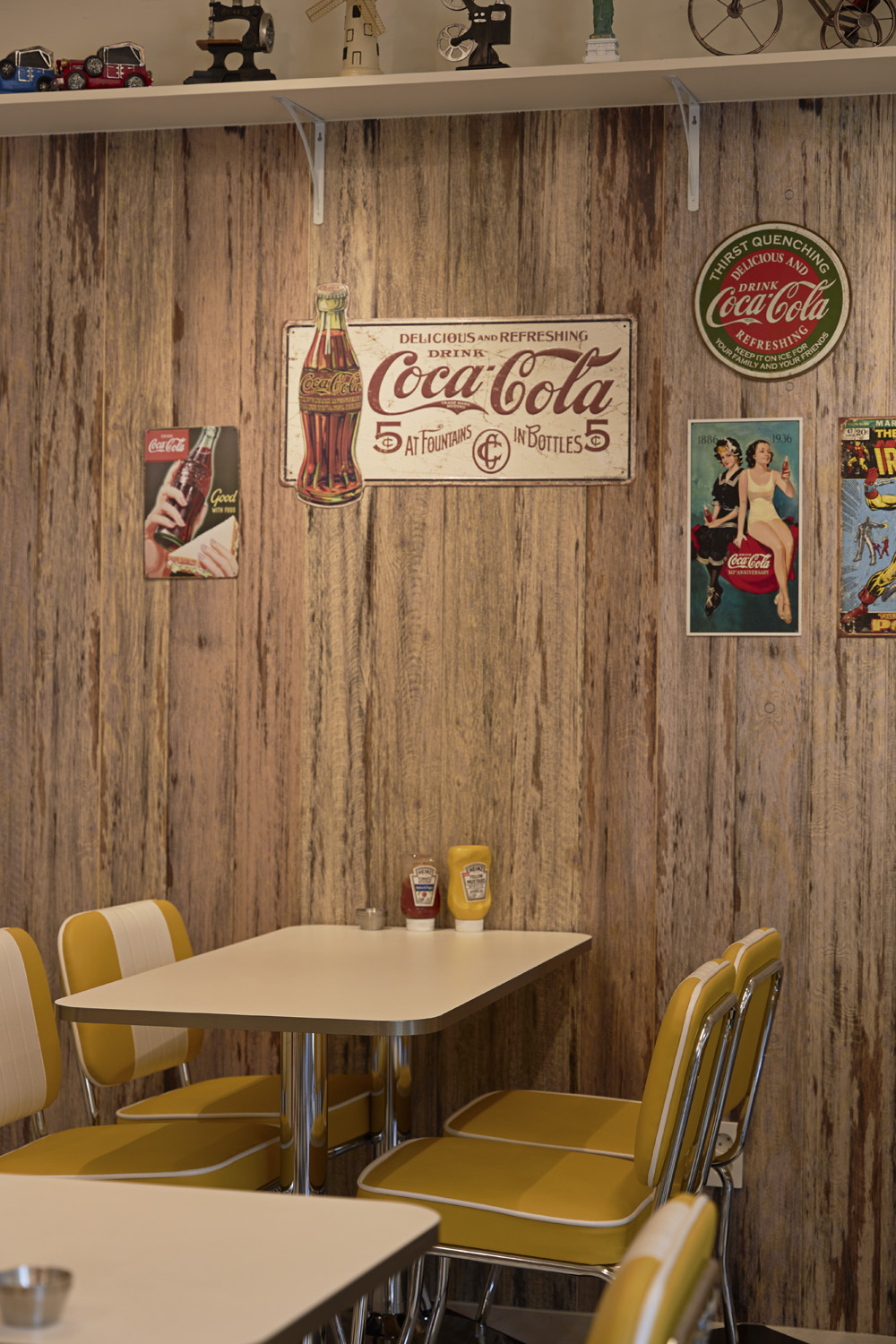 复古风尚 | 20 平米小空间的惊艳设计-8