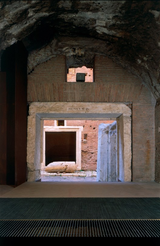 罗马 Trajan 市场古商铺修复-17