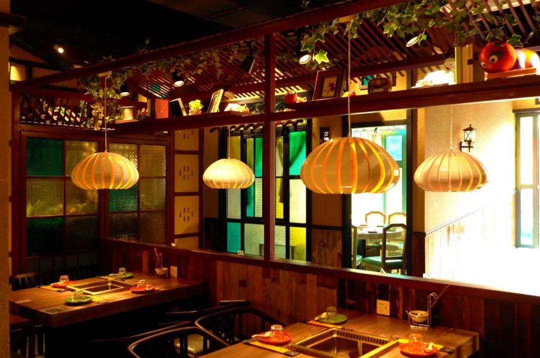 钱磊 | 餐饮空间不止餐饮，五光十色的视觉盛宴-39