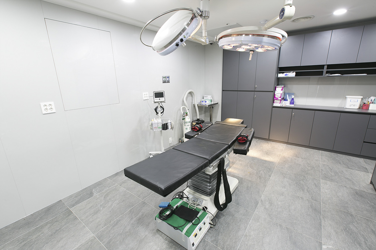 首尔 100 坪高级整形外科医院室内设计赏析-7