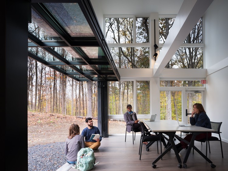 BARD MEDIA LAB  ARCHITECTURE-19