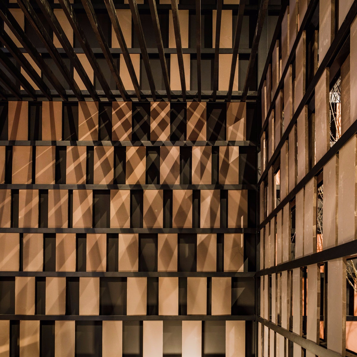 04 07  POINT [2017米兰展]-20