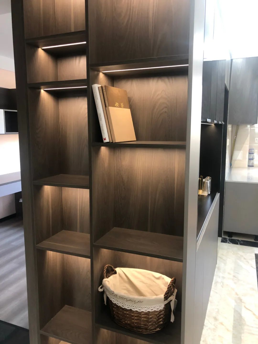 悦湖湾现代风精装房改造,独特慵懒气质打造幸福居家-27