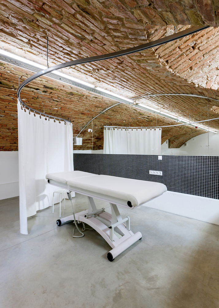 ILCSI美容沙龙设计丨匈牙利布达佩斯丨匈牙利Sporaarchitects工作室-17