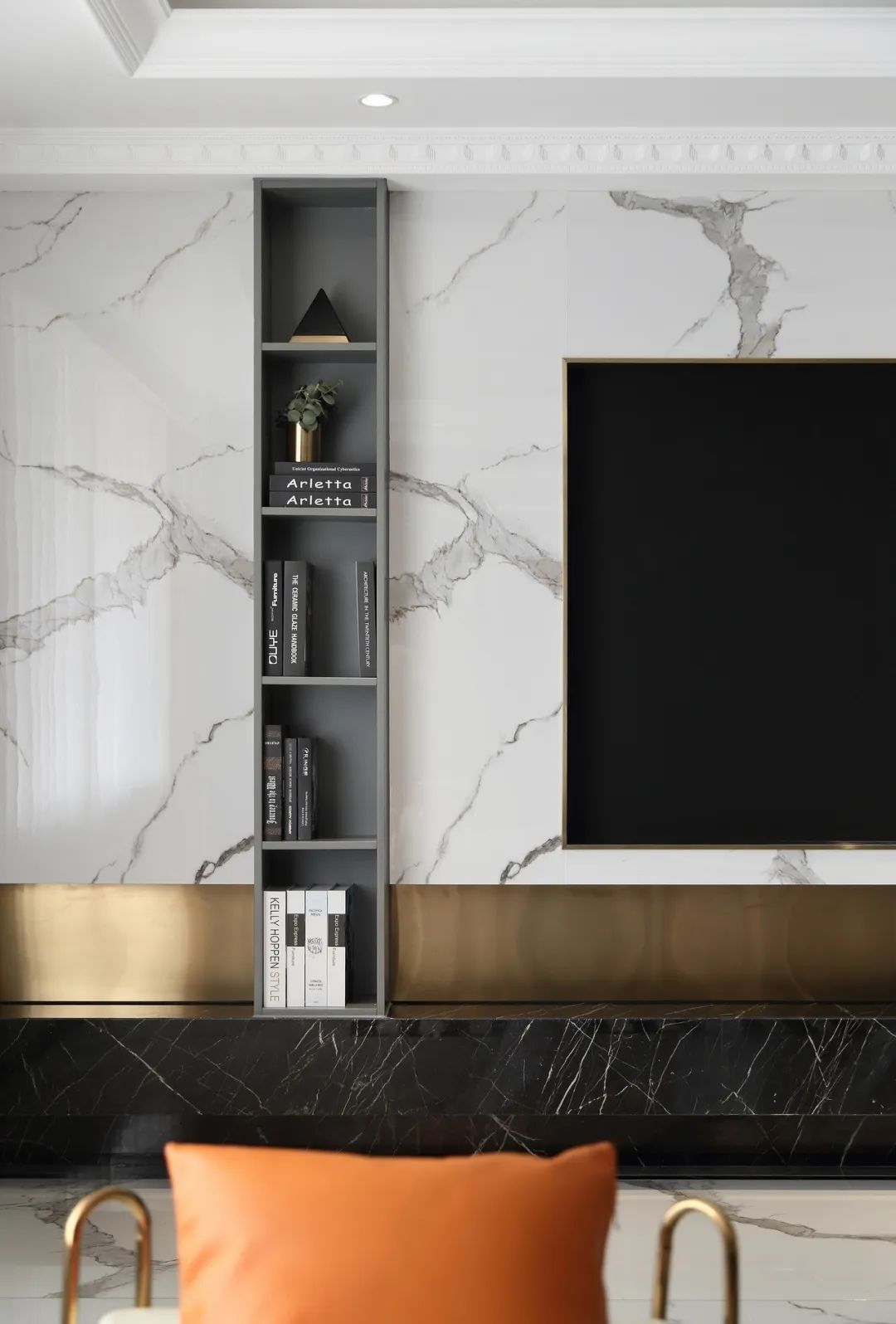 鑫界帝王国际样板间 | 现代轻奢风格下的古典艺术对话-27