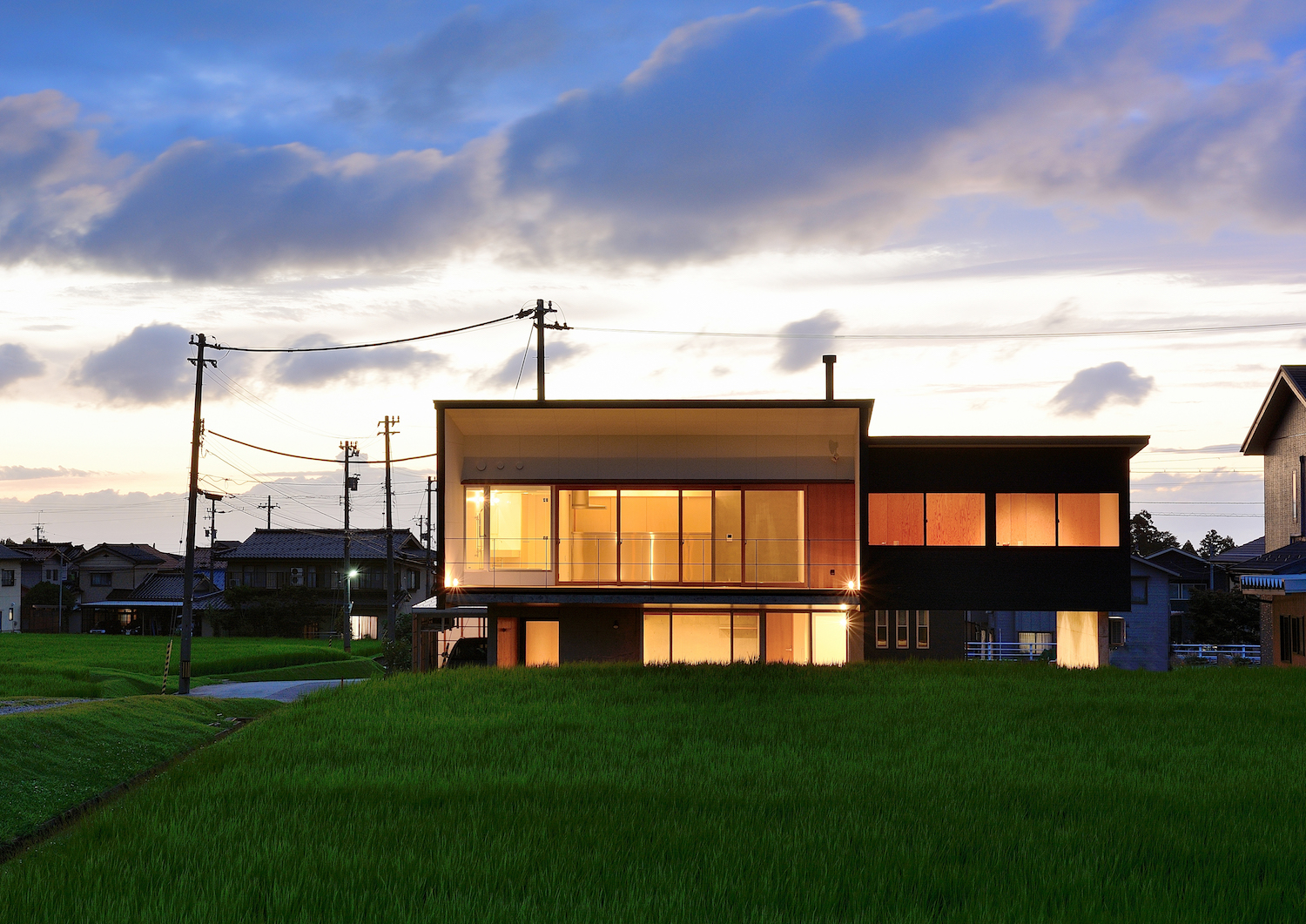 日本富山简约混凝土住宅-10