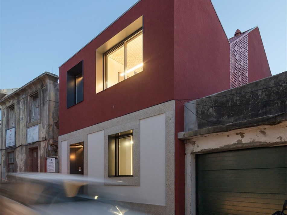 葡萄牙 Alto de Vila 365 住宅丨Terra Arquitectos-5