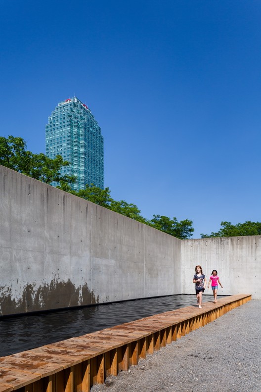 临时编织庭院·纽约 PS1 的彩色绳索云-20