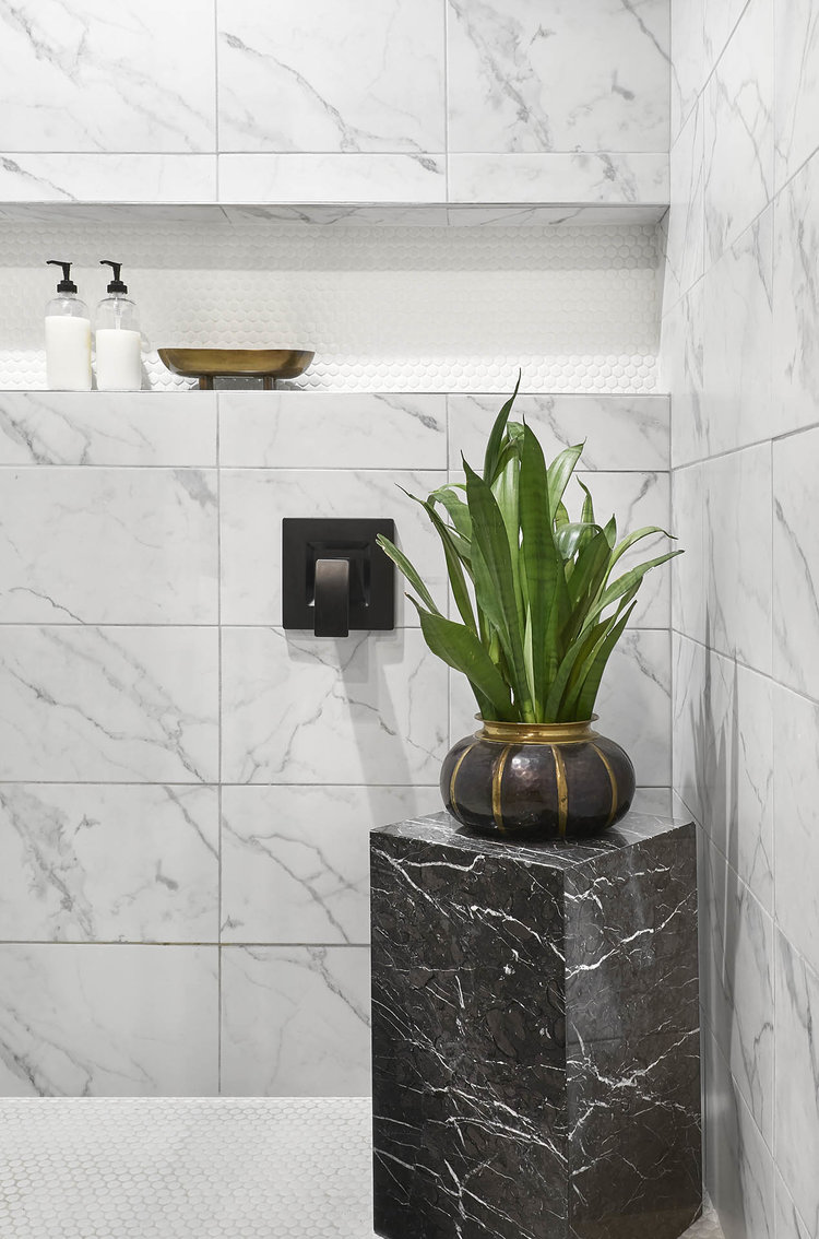 CASTLE BLACK Lauren Svenstrup-12